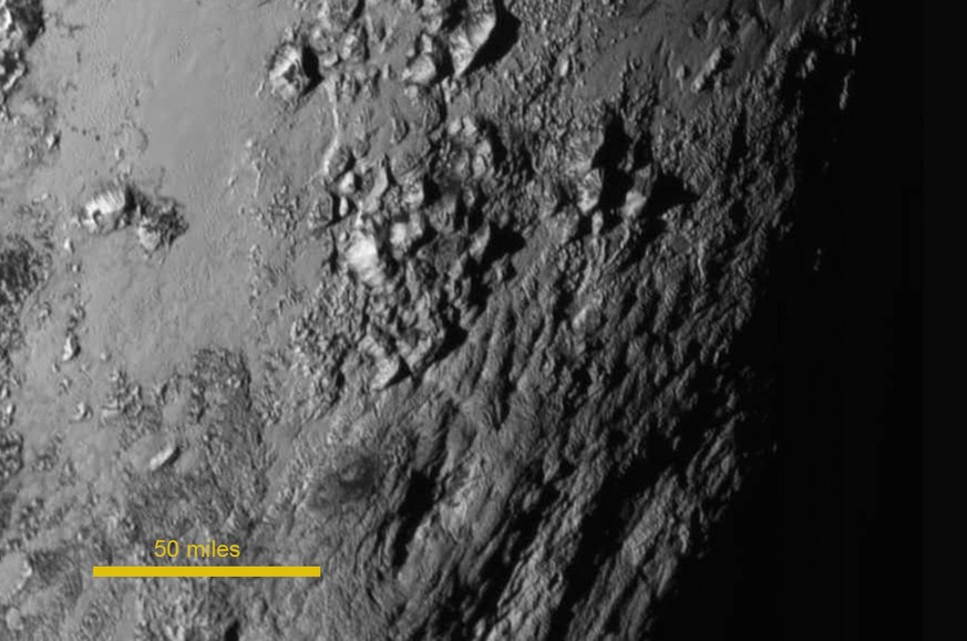 Die NASA präsentierte am Mittwoch die ersten vergleichsweise hoch aufgelösten Bilder von Pluto.