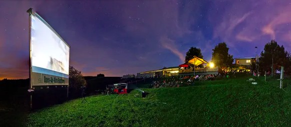 Openair Kino auf dem Lindenhof