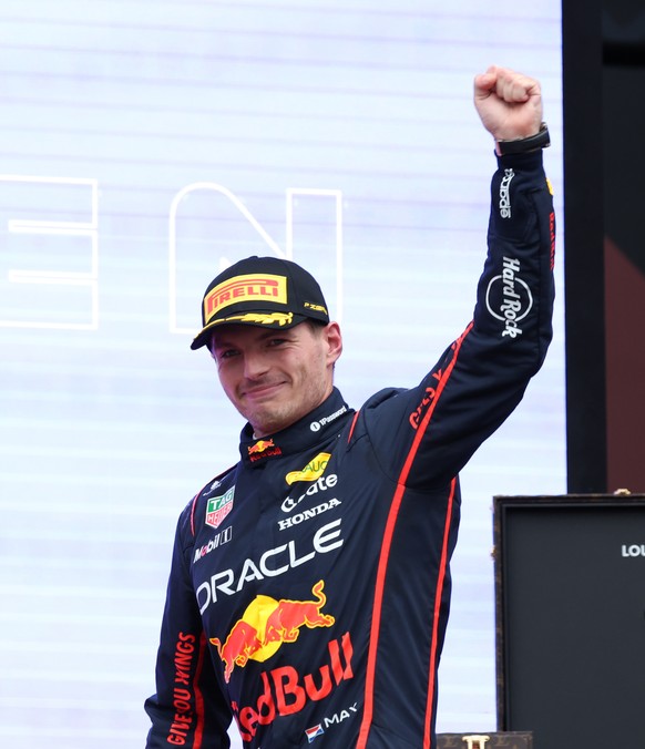 epa12395719 First placed Red Bull Racing driver Max Verstappen of Netherlands celebrates on the podium after the 2025 Formula 1 Azerbaijan Grand Prix held at the Baku City Circuit in Baku, Azerbaijan, ...