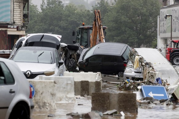 epa09346186 Destruction after heavy rains casued flooding in Verviers, Belgium, 15 July 2021. Heavy rains have caused widespread damage and flooding in parts of Belgium. EPA/STEPHANIE LECOCQ