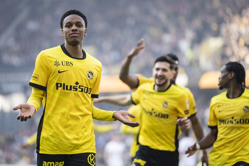 Alvyn Sanches (YB), links, jubelt nach seinem Tor zum 1:0, im Fussball Meisterschaftsspiel der Super League zwischen dem BSC Young Boys, YB, und dem FC Thun, FCT, vom Sonntag, 8. Maerz 2026 im Stadion ...