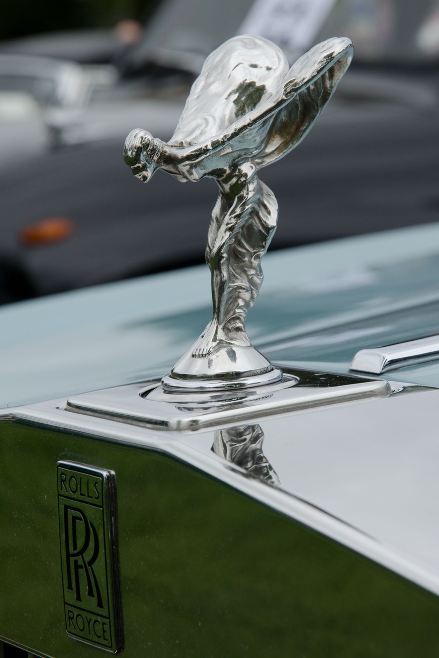 Rolls Royce Spirit of Ecstacy kühlerfigur jaguar leaper retro auto motor https://en.wikipedia.org/wiki/Hood_ornament