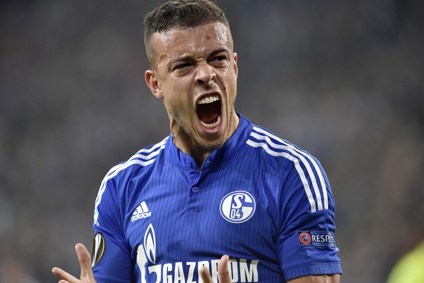 Franco Di Santo schnürt für Schalke einen Hattrick.