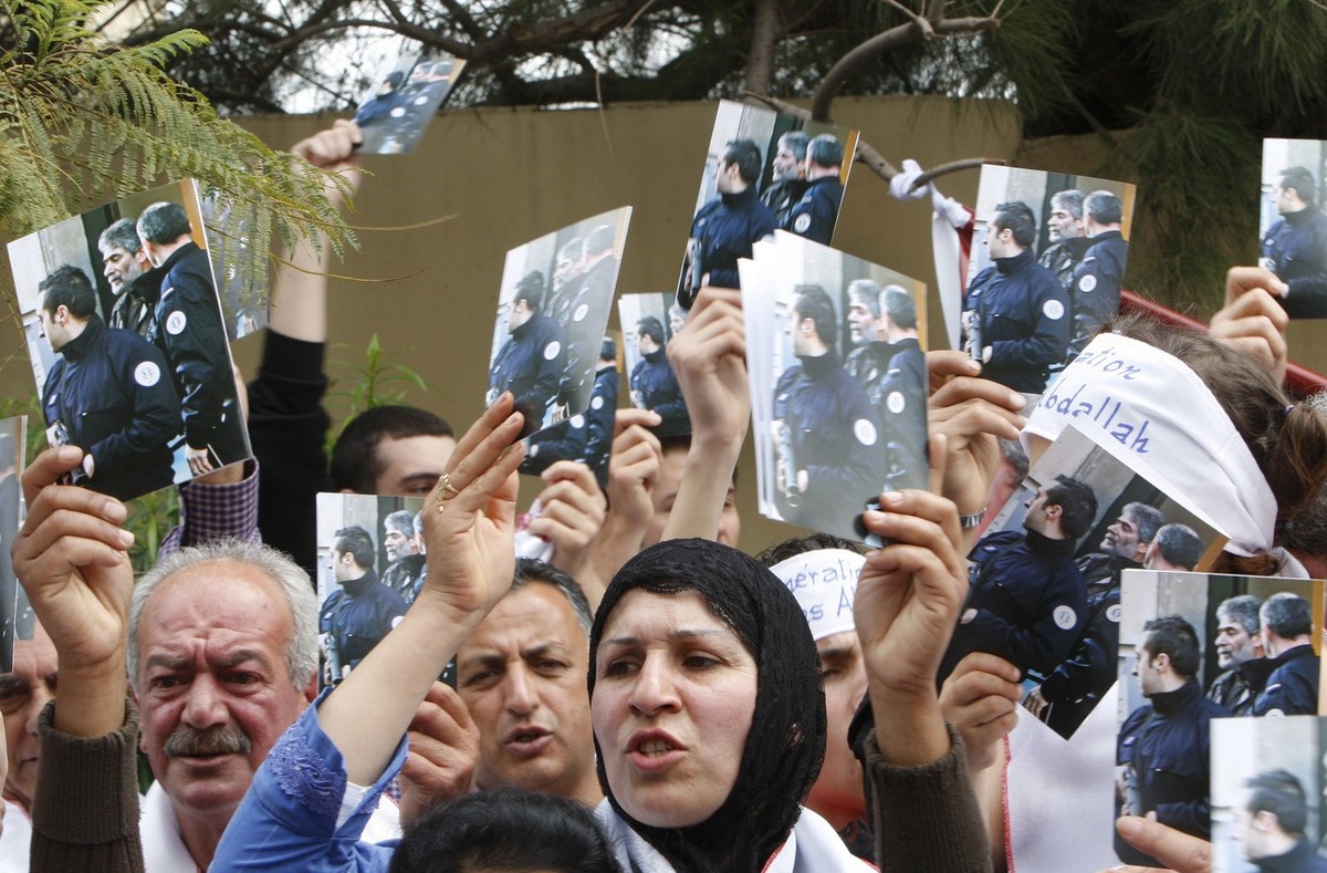 Des Libanais protestent contre l'emprisonnement de Georges Ibrahim Abdallah.