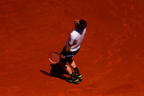 PARIS, FRANCE - JUNE 06: Andy Murray of Great Britain reacts in his Men&#039;s Semi Final match against Novak Djokovic of Serbia on day fourteen of the 2015 French Open at Roland Garros on June 6, 201 ...