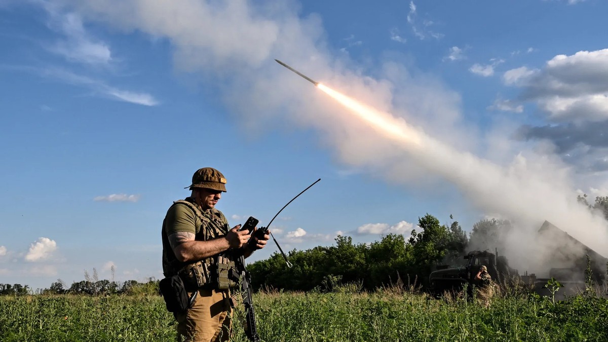 Des soldats ukrainiens dans la région de Dnipro (est). Un commandant rend compte de la situation sur le front. (Photo d'archive)