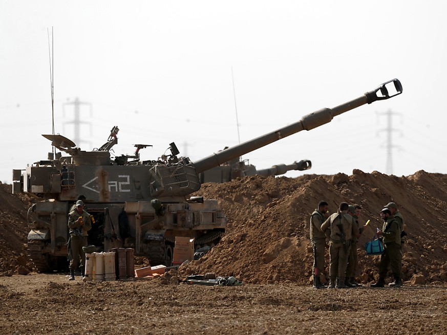 Artilleriesoldaten der israelischen Armee bei Sderot an der Grenze zum Gazastreifen.