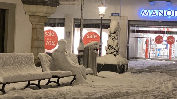 tel:
email:
Chillen in der Schaffhauser Altstadt.
Von: