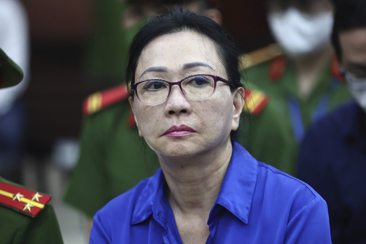 Vietnamese real estate tycoon Truong My Lan attends trial in an appeal she filed against her death sentence in a financial fraud case in Ho Chi Minh City, Vietnam, Tuesday, Dec. 3, 2024. (Tran Quynh/V ...