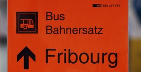 Es ist nicht das erste Mal, dass die Strecke Bern-Freiburg bei Flamatt unterbrochen wird. Hier ein Archivbild von 2007.