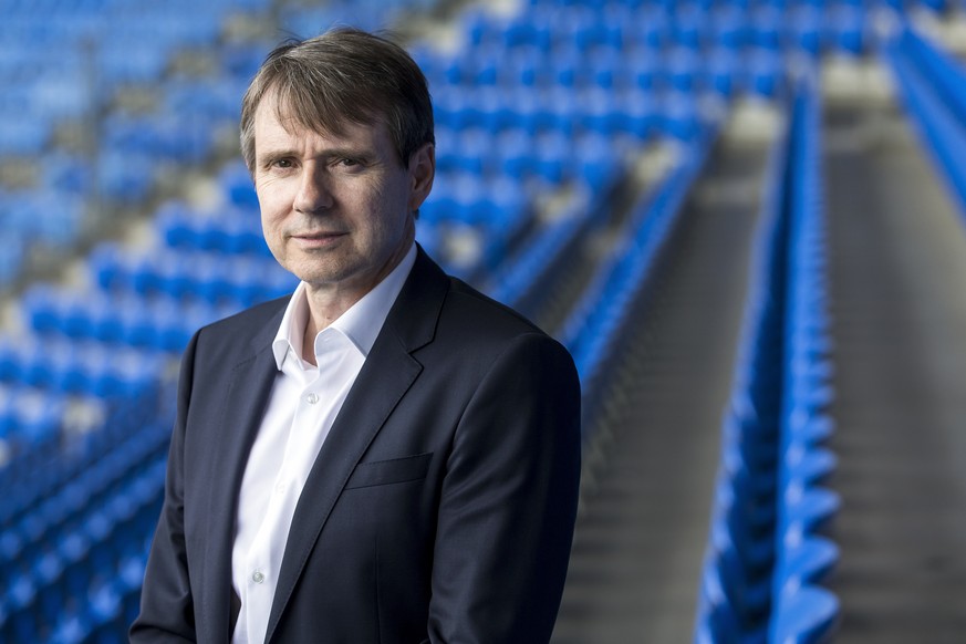 FCB-Praesident Bernhard Burgener waehrend der Medienkonferenz des FC Basel 1893 zum Saisonauftakt 2017/18 am Donnerstag, 20. Juli 2017, in Basel. (KEYSTONE/Alexandra Wey)