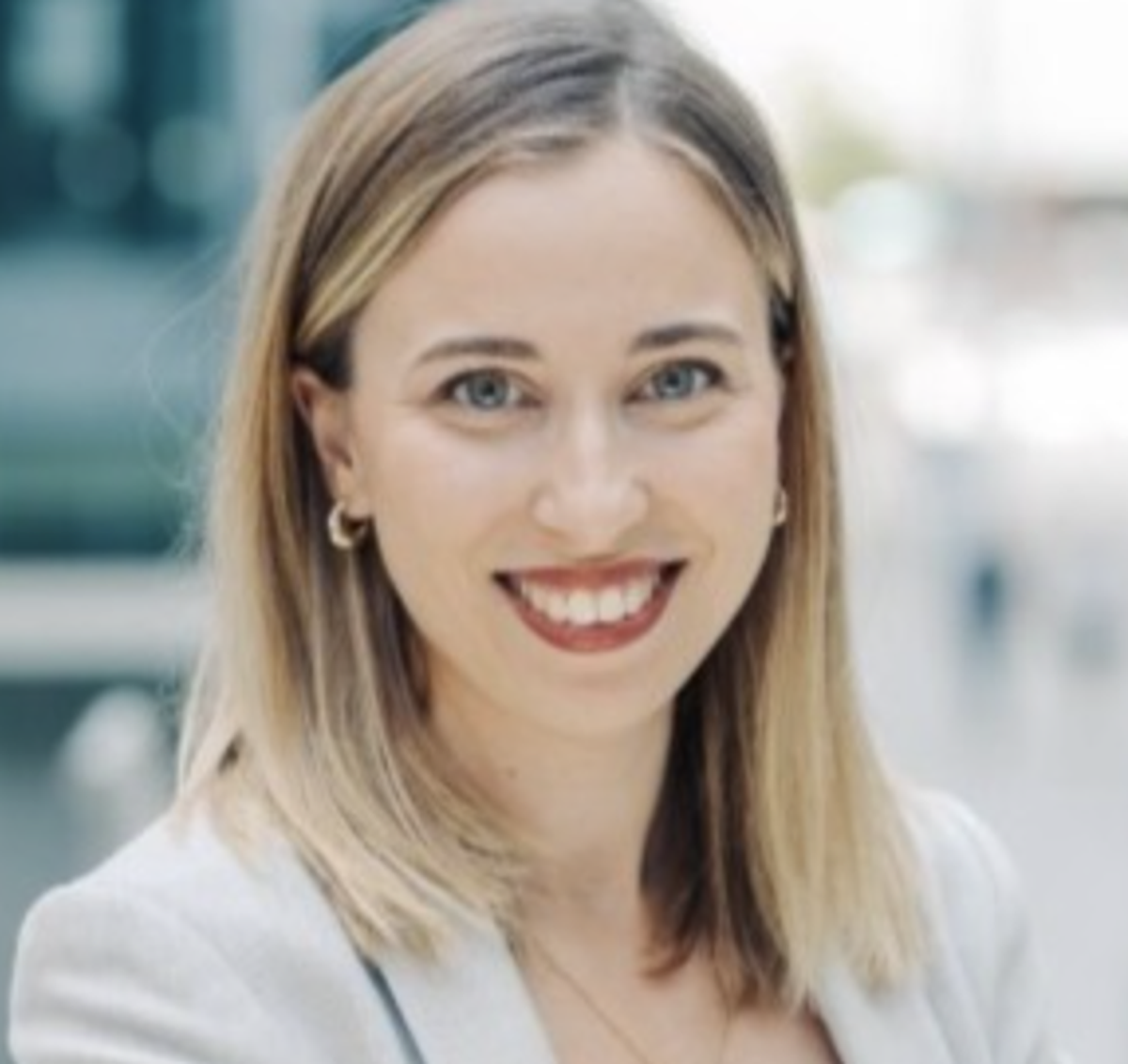 Elena Stern