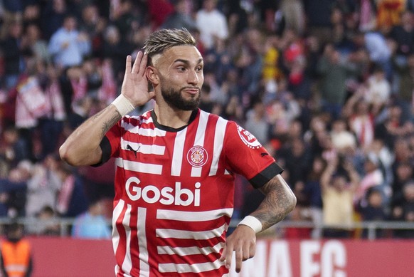 epa10591335 Girona&#039;s Argentinian striker Valentin &#039;Taty&#039; Castellanos celebrates after scoring the 3-1 goal during the Spanish LaLiga soccer match between Girona FC and Real Madrid, in G ...