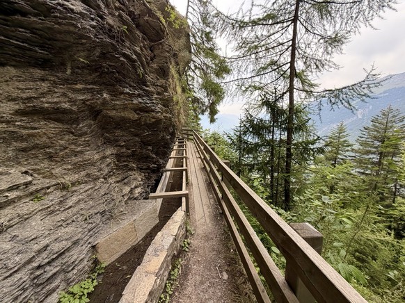 Bisse du Ro Suonenwandern Suonen Bisse Rauszeit Wandern Schweiz Suonenwanderung