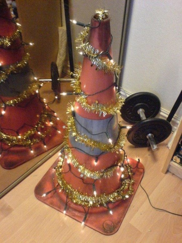 Ugly, plain and last minute Christmas trees