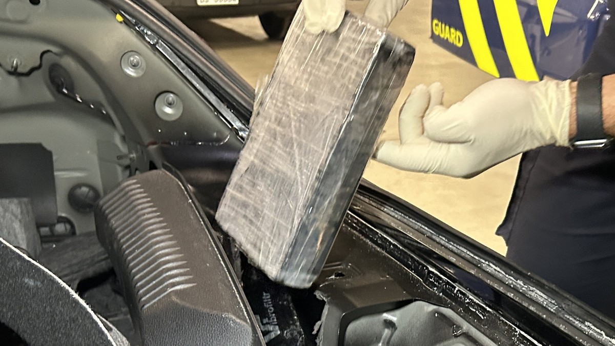 Zoll findet 14 Kilogramm Kokain in Stossstange
