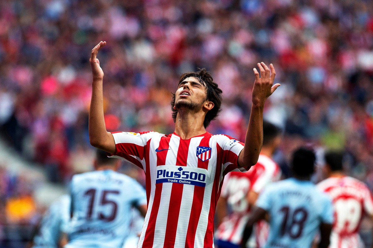 epa07859809 Atletico Madrid's forward Joao Felix reacts during the Spanish La Liga soccer match between Atletico Madrid and Celta Vigo in Madrid, Spain, 21 September 2019. EPA/RODRIGO JIMENEZ