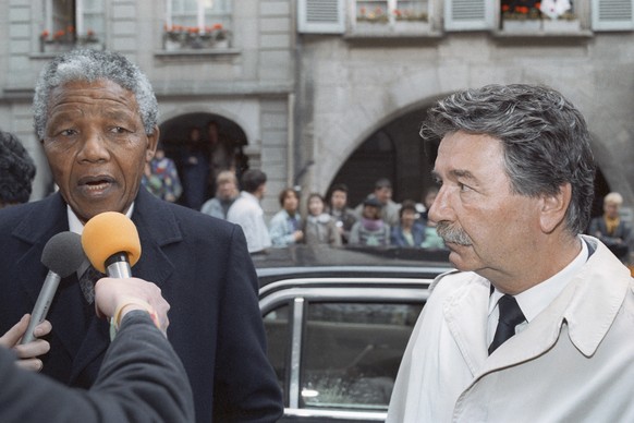 Nelson Mandela traf im Juni 1990 den damaligen Aussenminister René Felber.