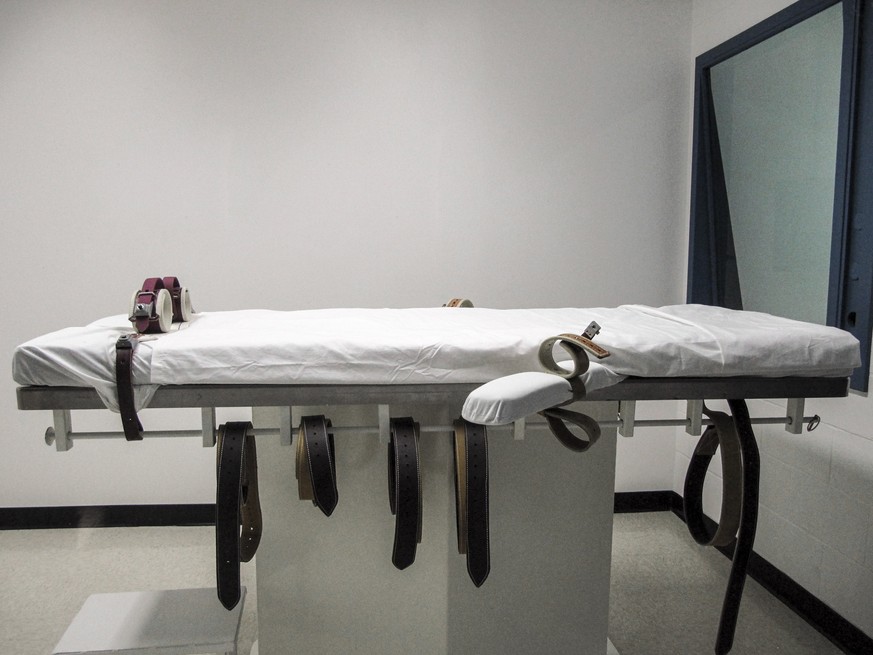 FILE - This July 7, 2010 file photo, shows Nebraska&#039;s lethal injection chamber at the State Penitentiary in Lincoln, Neb. The lethal injection protocol that was used in 2018 to execute a Nebraska ...