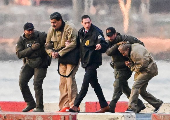 Maduro Arrival in Manhattan Ousted President Nicolas Maduro of Venezuela and his wife, Cilia Flores arrive at the Wall Street Heliport in the New York City borough of Manhattan, NY, to be transported  ...