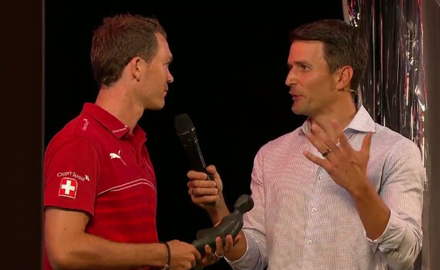 Stephan Lichtsteiner im Gespräch mit Moderator Paddy Kälin.