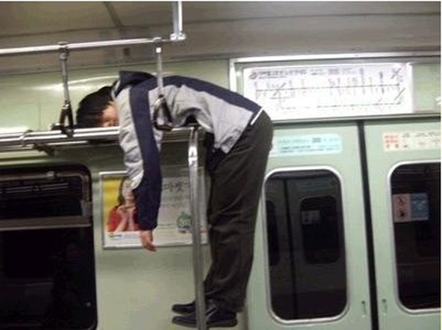 Heute mies gependelt? Zum Vergleich 18 Dinge, die dir nur in Japan im Zug passieren