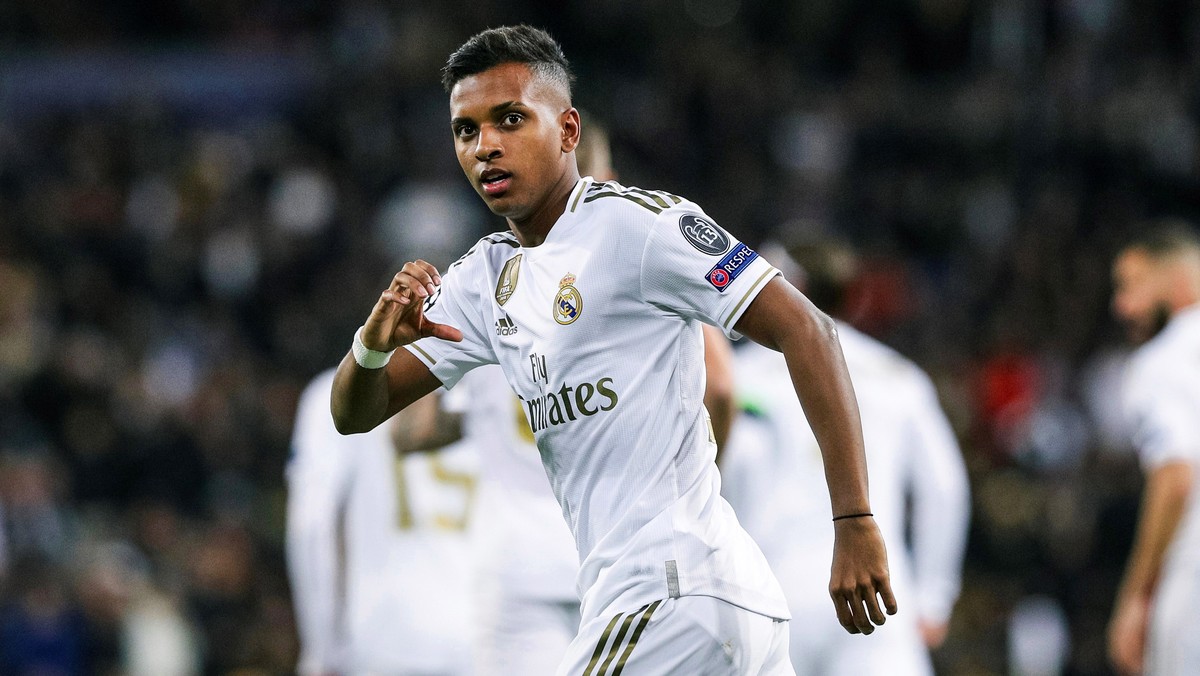epa07977132 Real Madrid's Rodrygo celebrates after scoring the 2-0 lead during the UEFA Champions League group A soccer match between Real Madrid and Galatasaray Istanbul at the Santiago Bernabeu ...