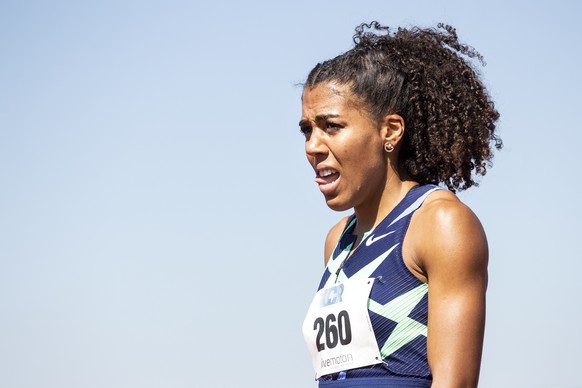 Mujinga Kambundji, STB Leichtathletik, nach dem 100-Meter-Lauf waehrend dem Regensdorfer Abendmeeting am Samstag, 8. August 2020, in Regensdorf. (KEYSTONE/Alexandra Wey)