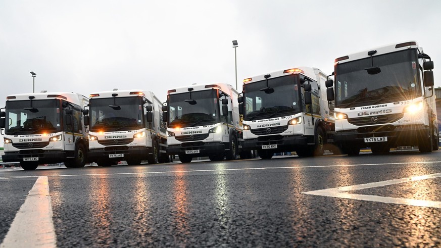 South Tyneside Council - Leader Cllr Tracey Dixon and new fleet of refuse vehicles at Middlefields, South Shields 
https://www.southtyneside.gov.uk/article/935/Bins-and-recycling