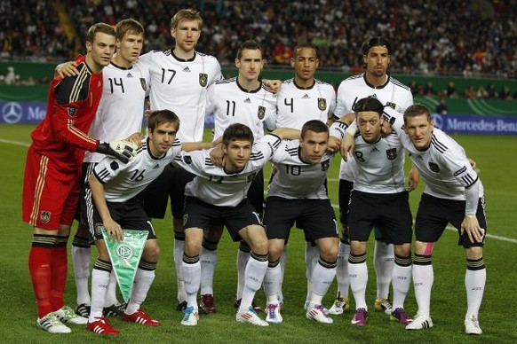 Badstuber (hinten, zweiter von links) spielte einst für die deutsche Nationalmannschaft.