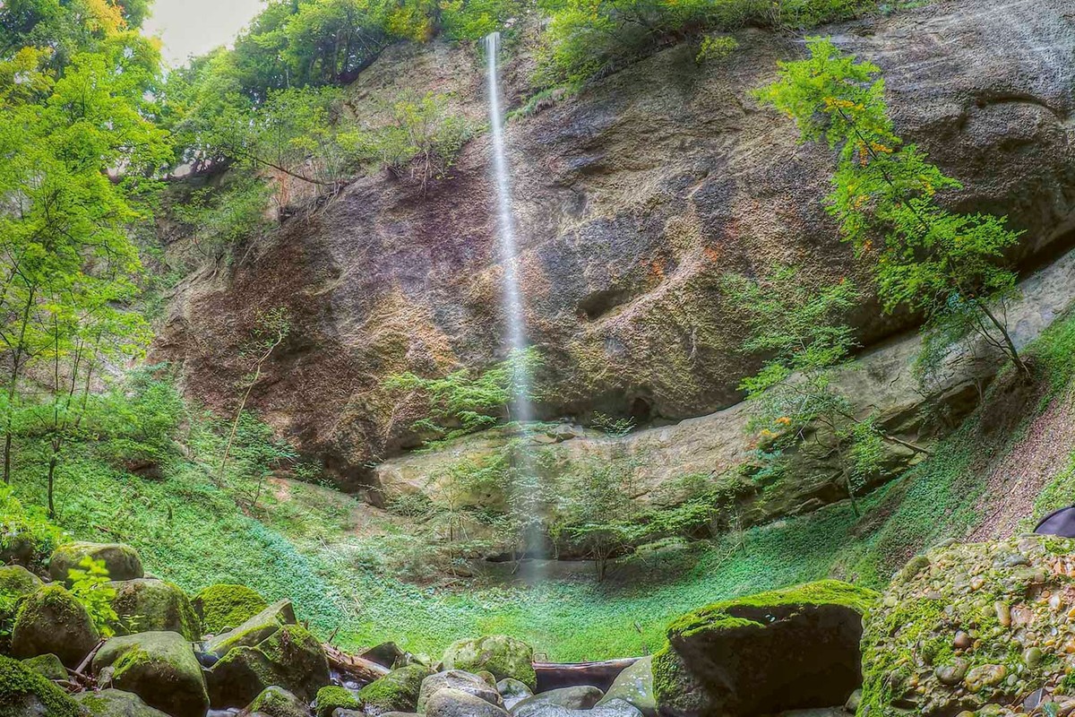 Sulzigbachfall Luzern höchster Wasserfall von Luzern? Schönste Wasserfälle der Schweiz Kloster Werthenstein