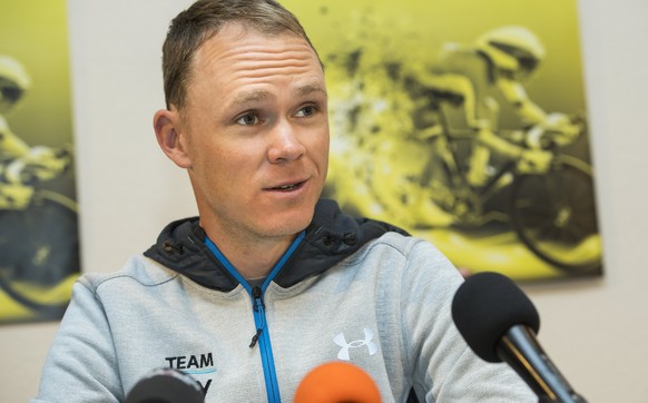 epa05925560 British Chris Froome of team Sky Procycling speaks during a press conference for the 71th Tour de Romandie UCI ProTour cycling race in Lavey-les-bains, Switzerland, Monday, April 24, 2017. ...
