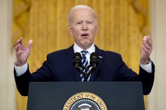 epa09782049 US President Joe Biden delivers remarks on Russia&#039;s invasion of Ukraine, in the East Room of the White House in Washington, DC, USA, 24 February 2022. Biden earlier participated in a  ...