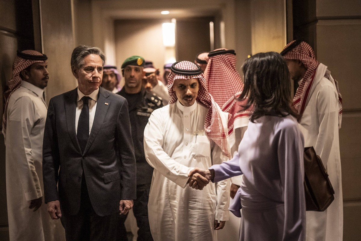 La ministre allemande des Affaires étrangères, Annalena Baerbock, à Riyad, le 29 avril 2024 pour des entretiens avec le secrétaire d'État américain Antony Blinken et le ministre des Affaires étra ...