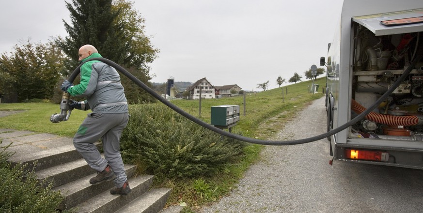 Heizöl-Lieferung: Trotz Preis-Baisse wenig Bestellungen.