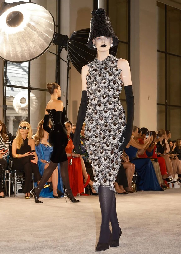 250708 -- PARIS, July 8, 2025 -- A model presents a creation by Schiaparelli during the Haute Couture Fall/Winter 2025-2026 fashion show in Paris, France, July 7, 2025. /Handout via Xinhua FRANCE-PARI ...
