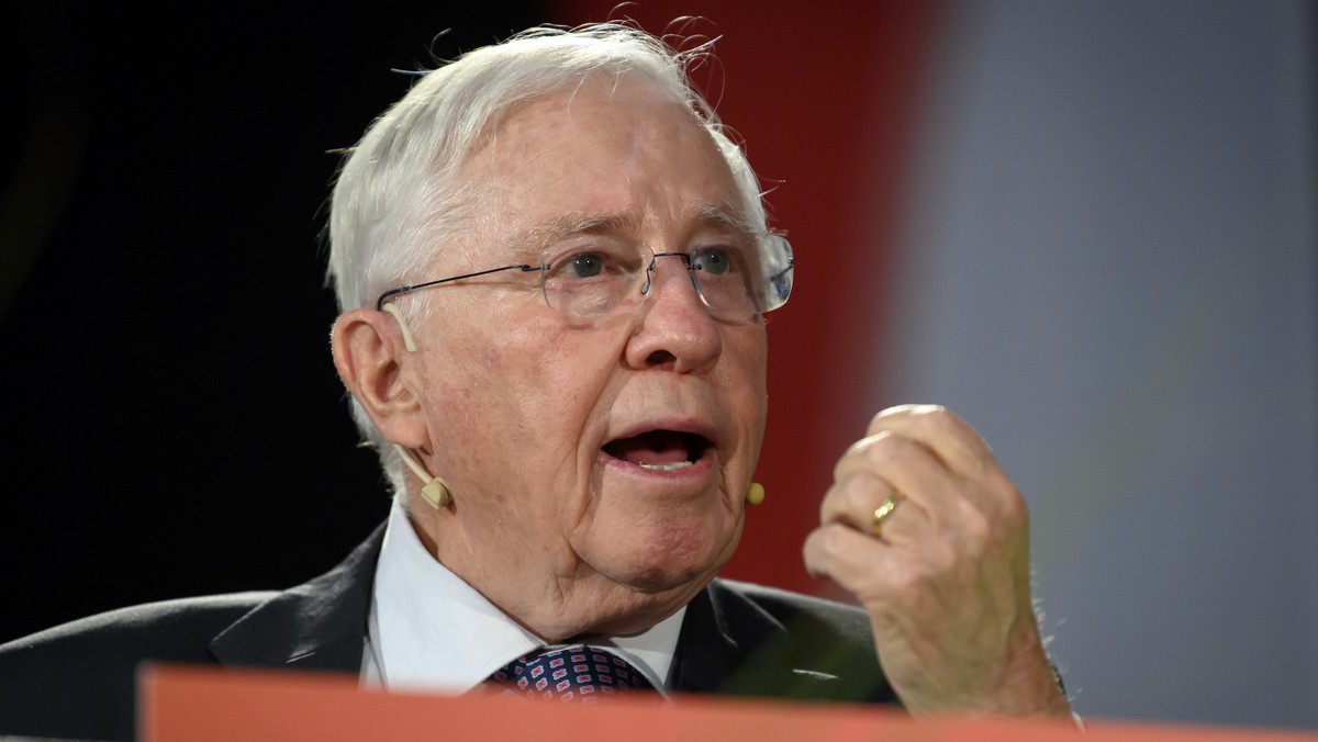 Christoph Blocher, alt Bundesrat und Gruendungspraesident der AUNS, spricht waehrend einer AUNS Polit-Tagung unter dem Titel "Souveraenitaet", am Samstag 28. August 2021, in Bern. (KEYSTONE/ ...