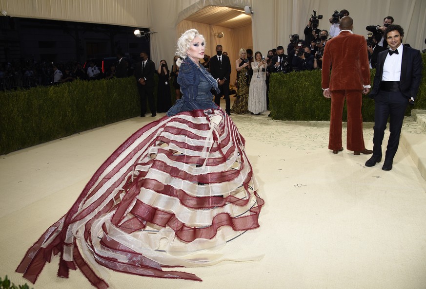 Debbie Harry and Zac Posen, left, attend The Metropolitan Museum of Art's Costume Institute benefit gala celebrating the opening of the "In America: A Lexicon of Fashion" exhibition on ...
