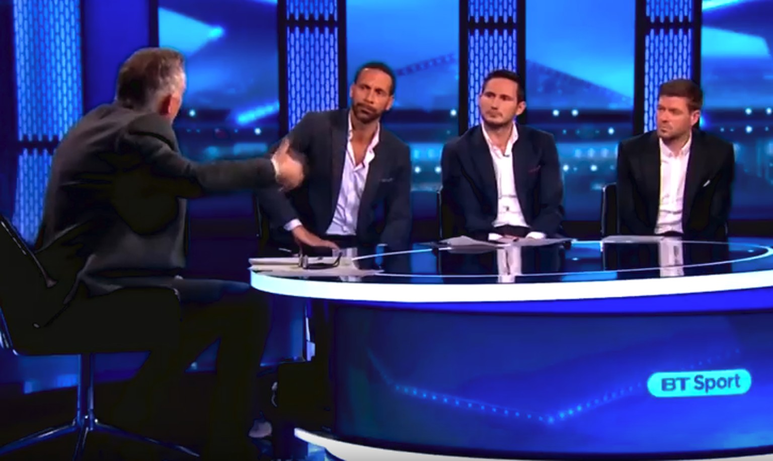 Gary Lineker analysiert mit Rio Ferdinand, Frank Lampard und Steven Gerrard die ManUtd-Pleite in Basel.