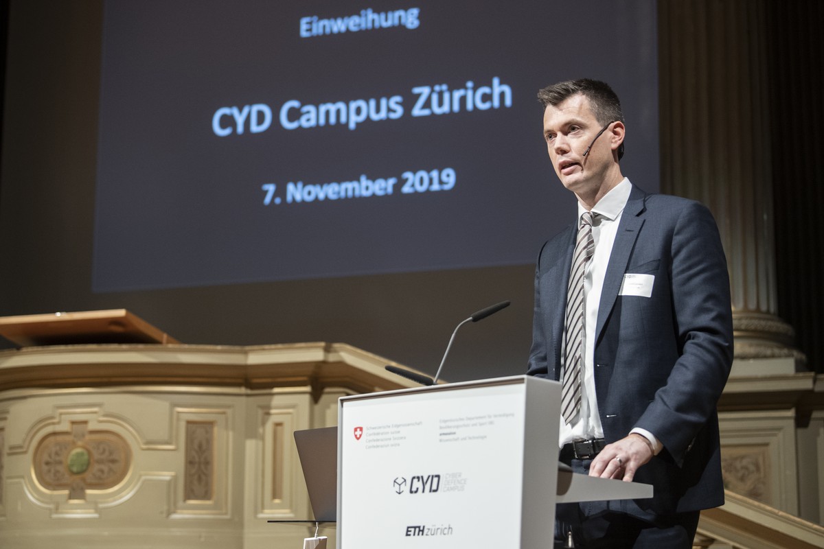 Vincent Lenders, Direktor CYD Campus, spricht anlaesslich der Eroeffnung des Cyber-Defence Campus, eine Partnerschaft zwischen dem Eidgenoessischem Departement fuer Verteidigung, Bevoelkerungsschutz u ...