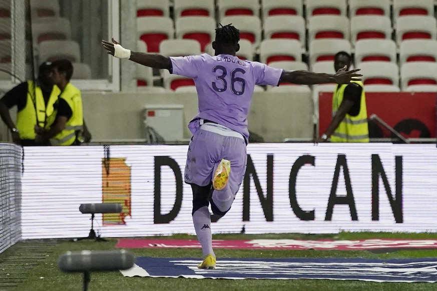 Monaco&#039;s Breel Embolo celebrates after scoring the opening goal during the League One soccer match between Nice and Monaco at the Allianz Riviera stadium in Nice, Sunday, Sept. 4, 2022. (AP Photo ...