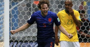 Daley Blind soll die Abwehr von ManU stabilisieren.