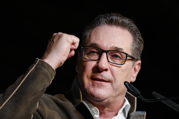 epa08250515 Heinz Christian Strache, former Austrian Vice Chancellor, delivers a speech during the Ash Wednesday Meeting of the Alliance for Austria (DAOe) at the Prater Alm bar in Vienna, Austria, 26 ...