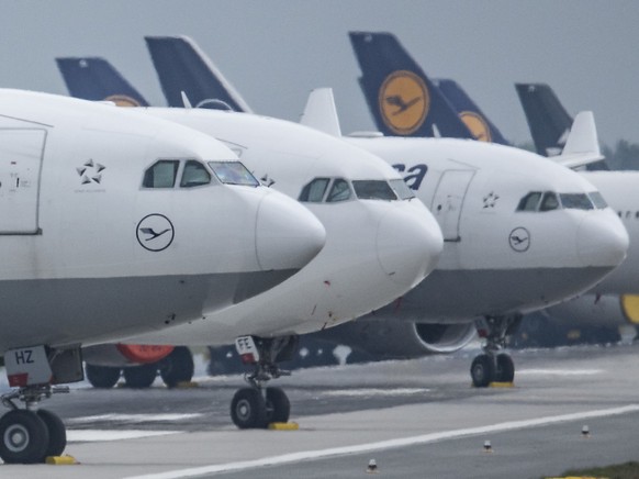 Die deutsche Fluggesellschaft Lufthansa kann vorerst aufatmen. Die EU-Kommission und die deutsche Regierung haben sich im Streit um Auflagen für ein Rettungspaket geeinigt. (Archivbild)