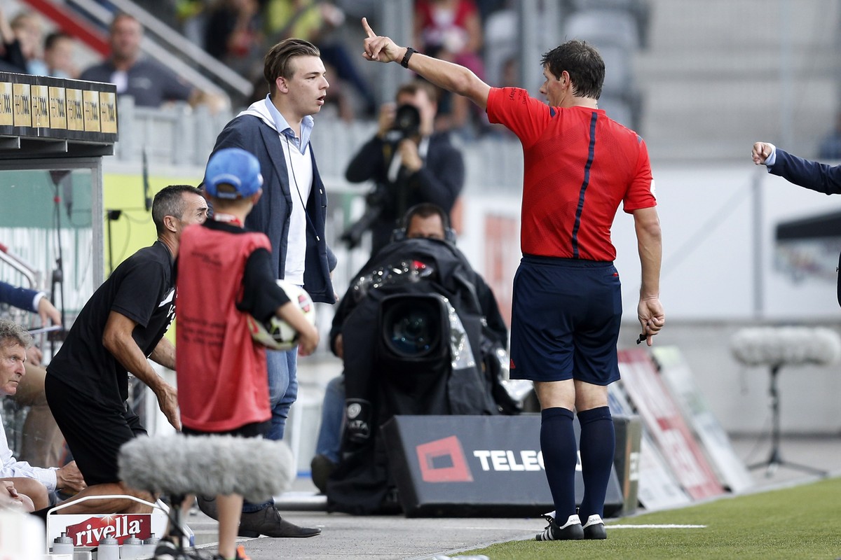 Barth Constantin wurde in der Super League tatsächlich auch schon auf die Tribüne verwiesen.