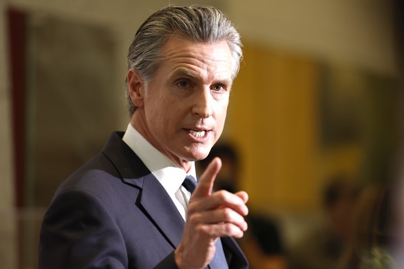 epa12172724 California Governor Gavin Newsom responds to questions during a press conference after US federal Judge Charles Breyer halted US President Trump&#039;s deployment of California Guard soldi ...