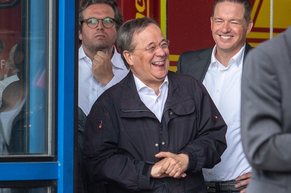 17.07.2021, Nordrhein-Westfalen, Erftstadt: Armin Laschet (CDU), Ministerpr