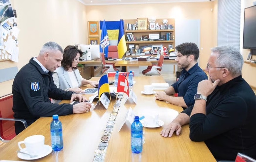 Benjamin Bargetzi, Projekt MindGuard, Treffen mit Vitali Klitschko, dem Bürgermeister von Kiew (Ende 2025).