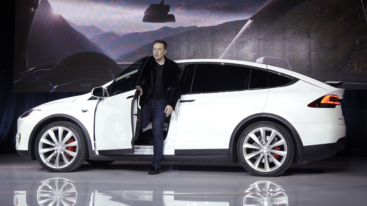 FILE - In this Sept. 29, 2015, file photo, Elon Musk, CEO of Tesla Motors Inc., introduces the Model X car at the company's headquarters in Fremont, Calif. For years, Tesla has boasted that its c ...