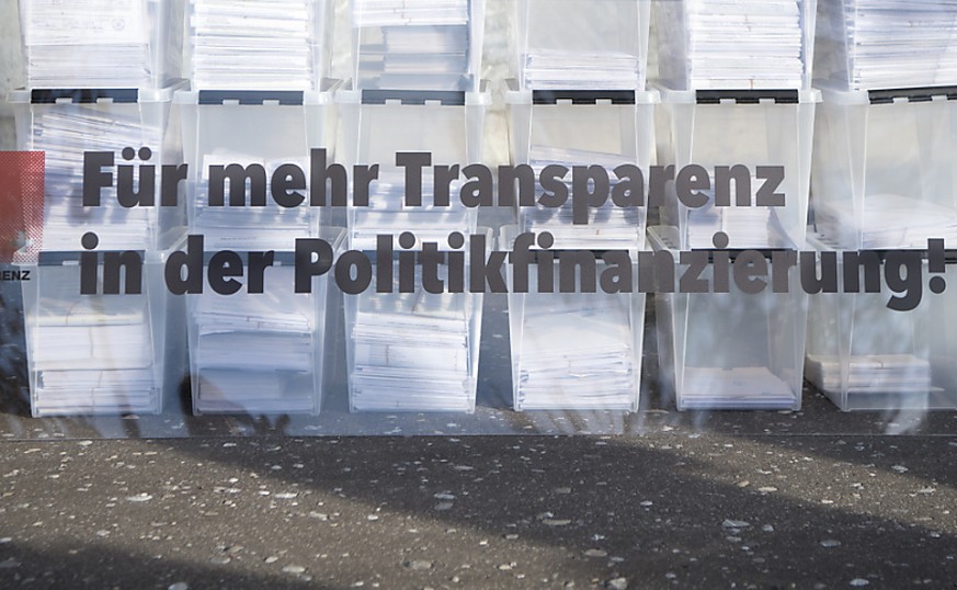 Eine Volksinitiative fordert mehr Transparenz in der Politikfinanzierung – die Stadt Bern macht nun vorwärts.